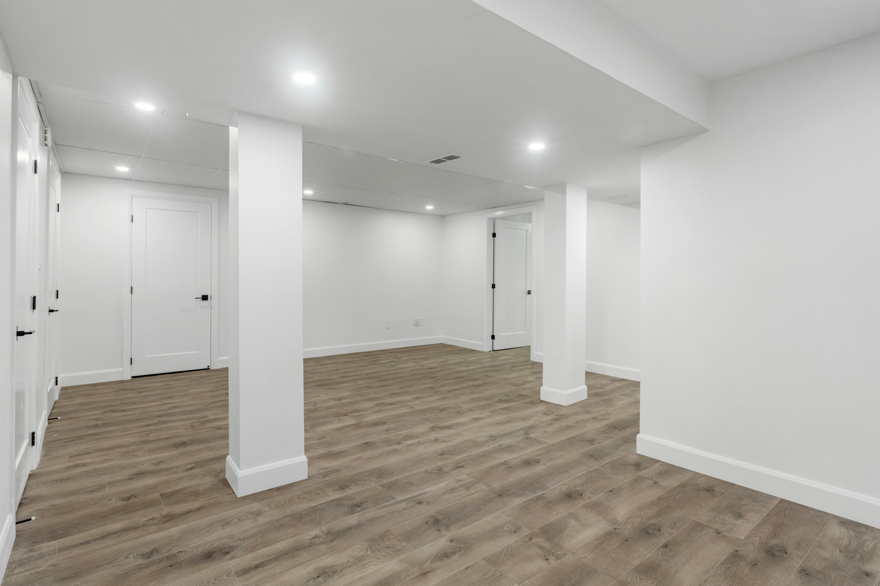 Interior flooring and repair photo